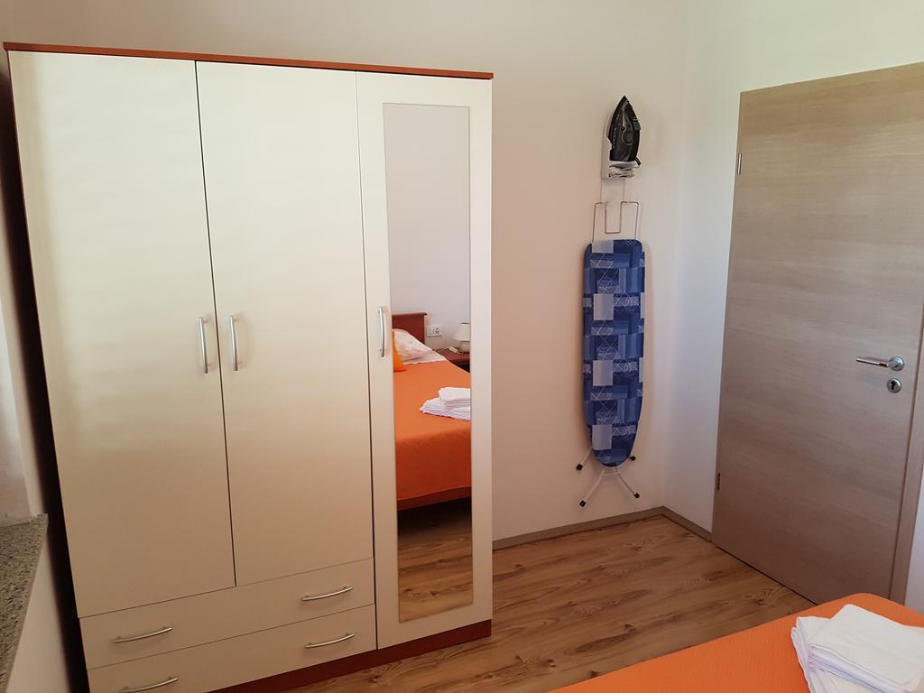 Apartment Labin Экстерьер фото